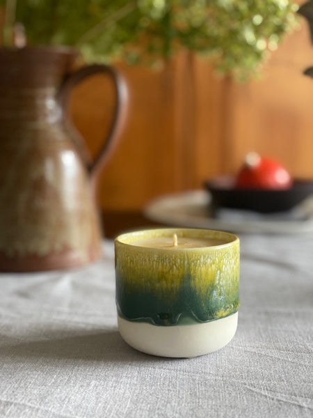 Bougie en cire d'abeille Sip Cup Green